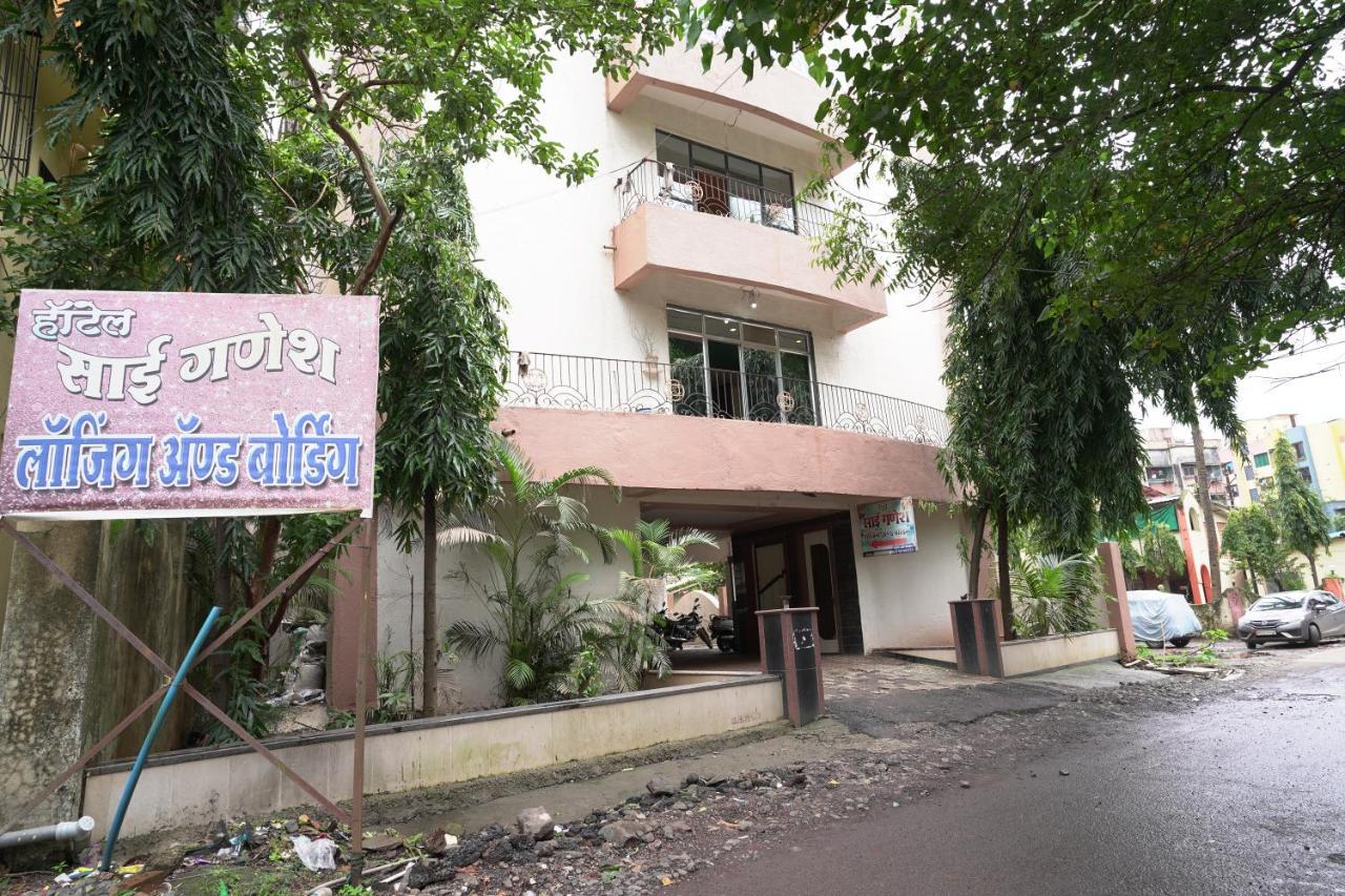 Hotel Sai Ganesh Lodging & Boarding By Wb Inn Titwala Екстериор снимка