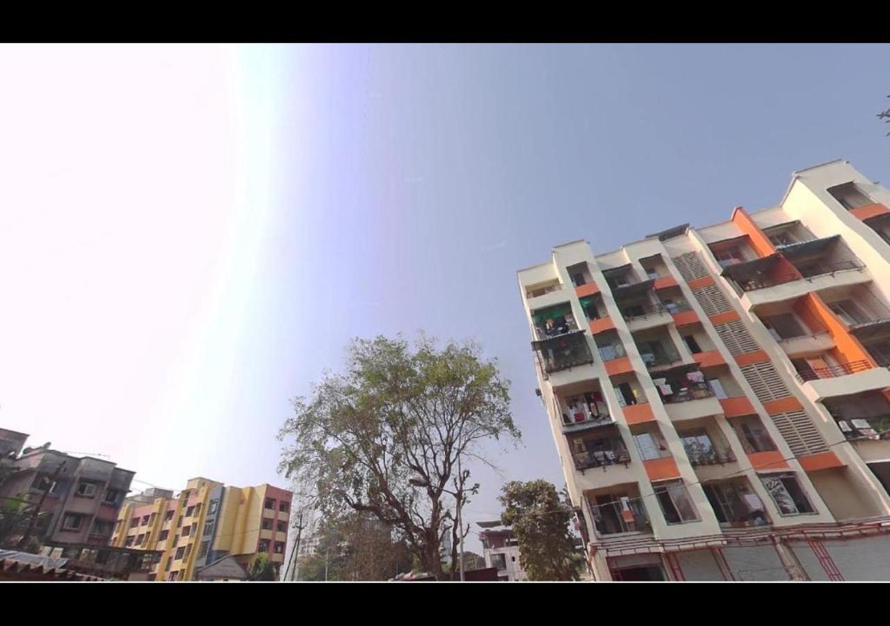 Hotel Sai Ganesh Lodging & Boarding By Wb Inn Titwala Екстериор снимка